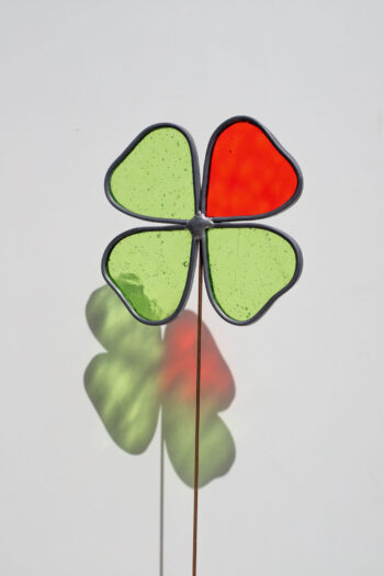 Stained glass four-leaf clover suncatcher on spike for plant pot or garden