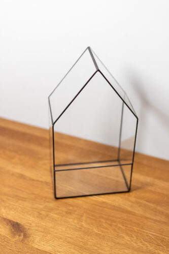 DuosGlass Little House glass terrarium – front view